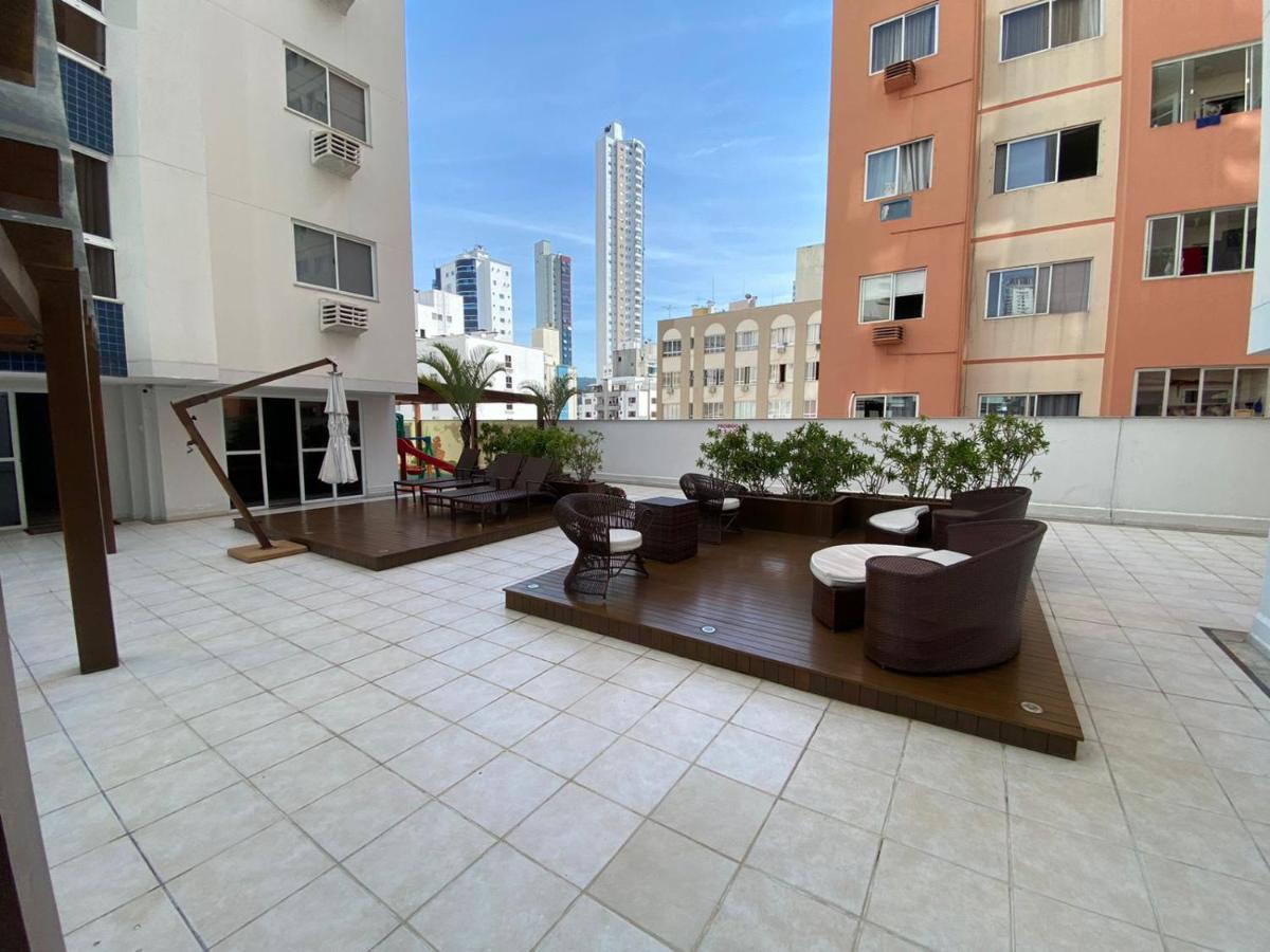 Apartamento com 3 dormitórios Balneario Camboriu Exterior foto